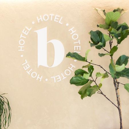 Hotel ブルラダ エクステリア 写真